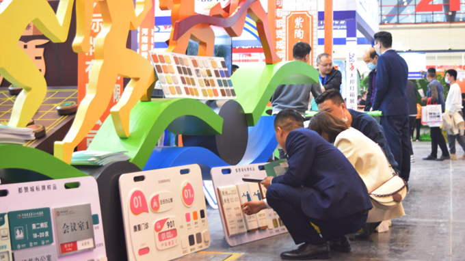 2021鄭州中原廣告展圓滿結(jié)束 都贊城感恩有你！